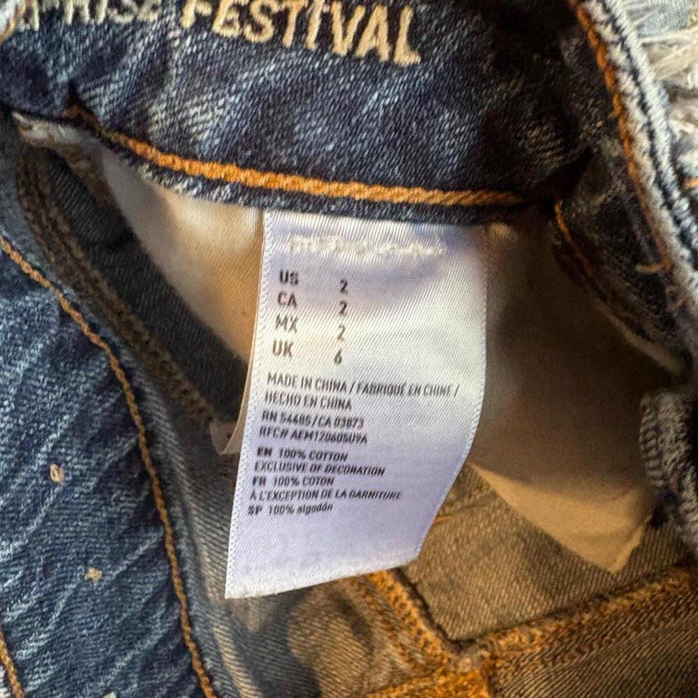 AE Ripped Blue Jean Shorts - Picture 3 of 5